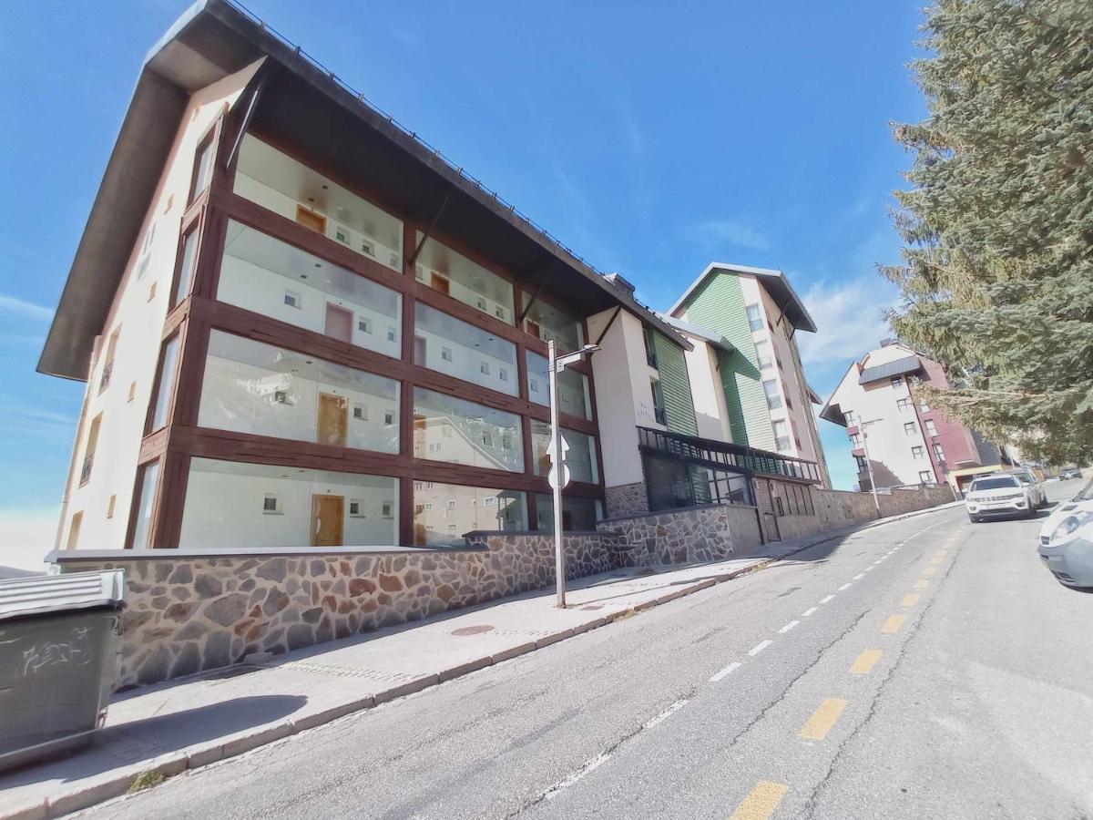Estudio Superior Serraneu Sierra Nevada Exteriör bild